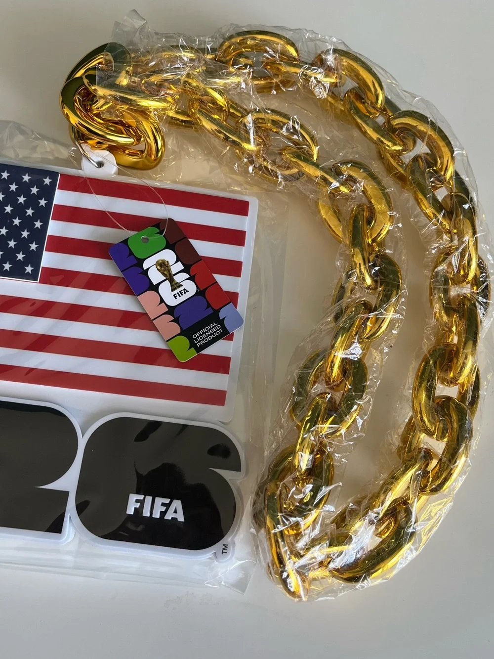 FIFA World Cup 2026 USA Foam Flag Chain Trophyman Necklace NWT Soccer Football